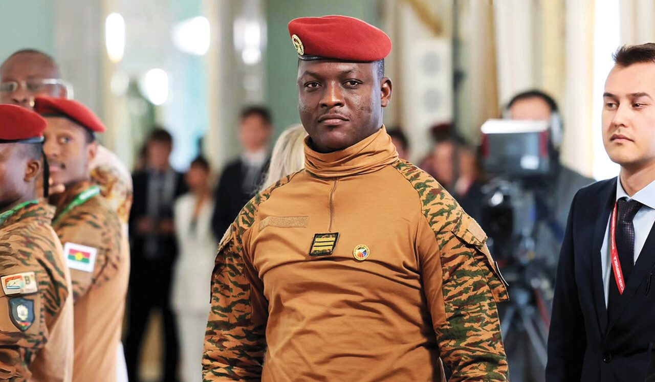 Ibrahim-Traore_Site_Easy-Resize.com_